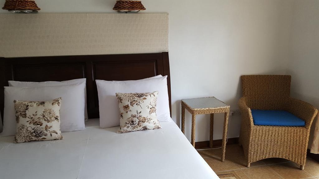 Villa Kayola - Self Catering Pointe La Rue Exterior foto